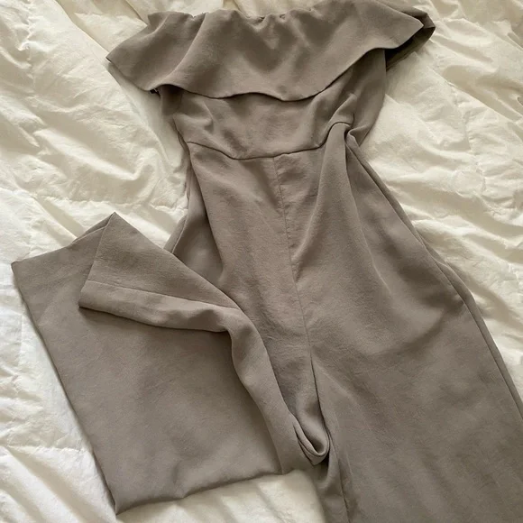 Babaton altamiro jumpsuit - Picture 2 of 2